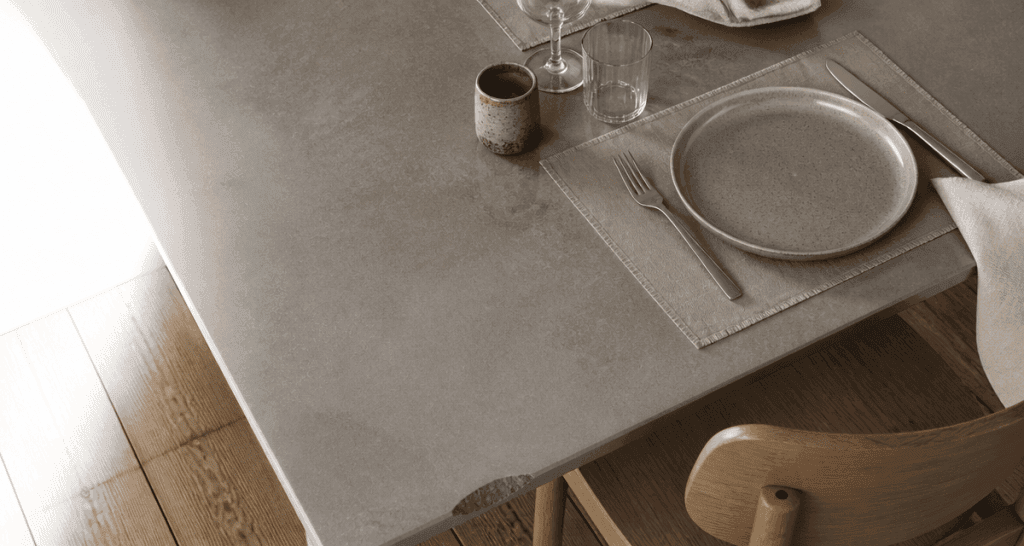 Table céramique inconvénient éclat sur le bord